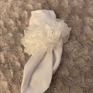 High kneesocks with big ruffles